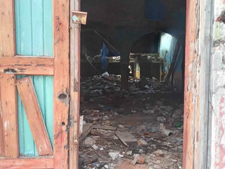 Edificios en ruinas en Centro Histórico de Veracruz, peligro latente para ciudadanos