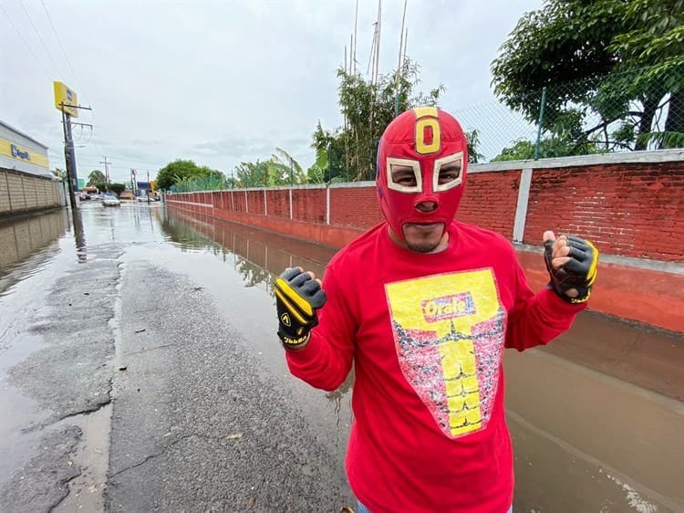 Calles parecen albercas en Boca del Río, denuncian ciudadanos