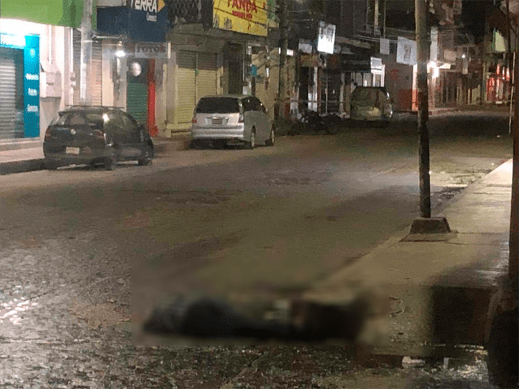 Hallan cuerpo de hombre atropellado en central camionera de Martínez de la Torres