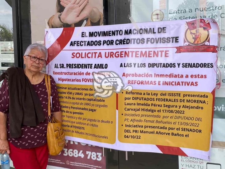 Xalapeños se unen a protesta nacional contra “créditos impagables” de Fovissste