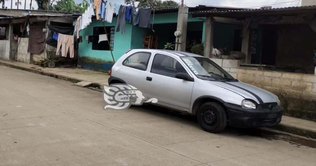 Aseguran en Atzacan auto robado en Orizaba