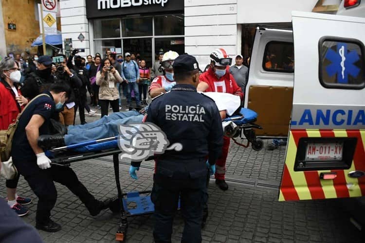 Detonaciones en despacho de Xalapa; hombre resulta lesionado (+Video)