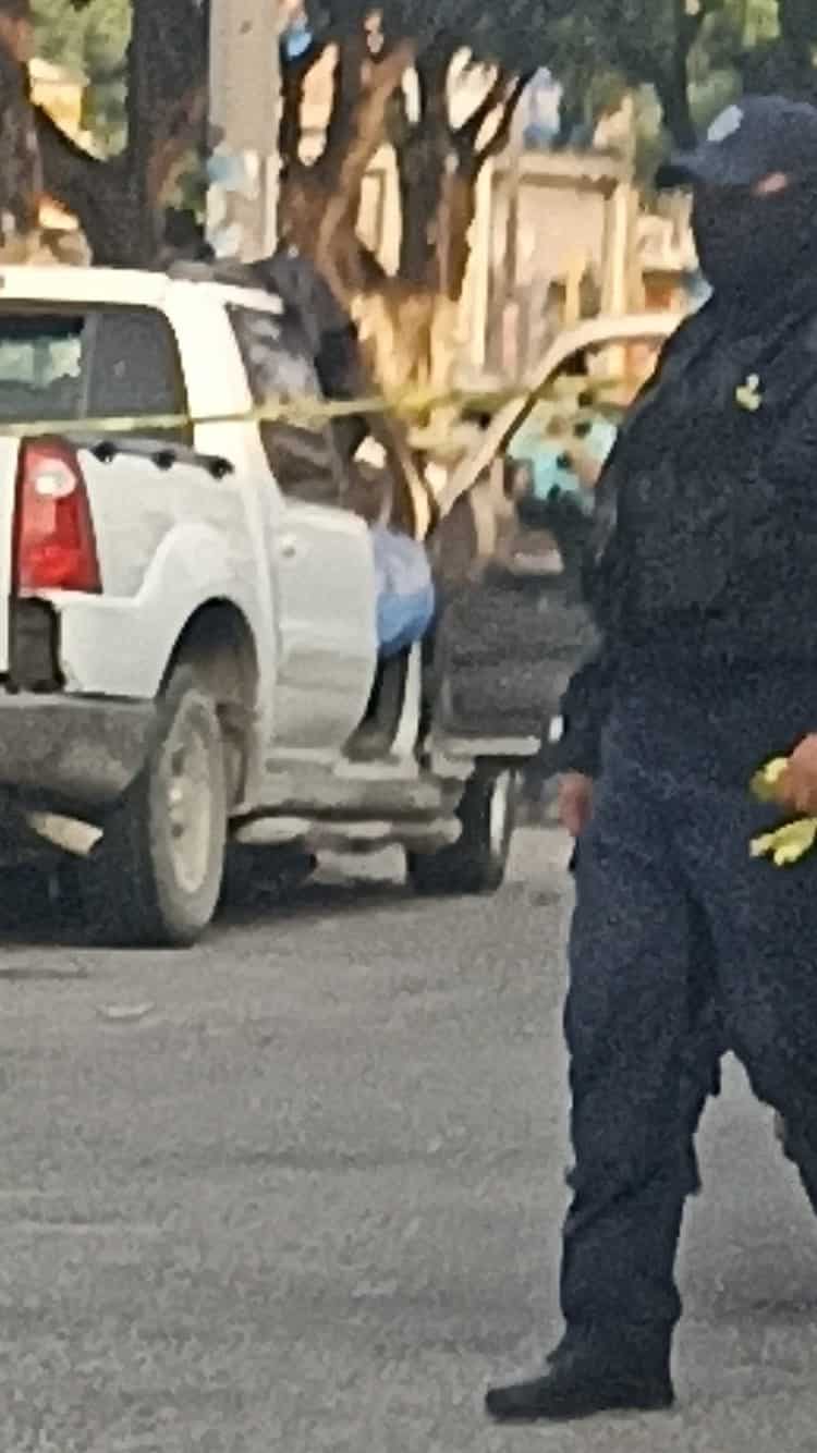 Pierde la vida tras chocar auto contra poste en la avenida Cuauhtémoc en Veracruz