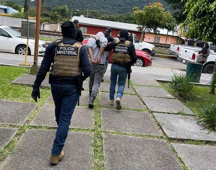 Tras operativo, detienen a integrantes de ‘Los Giovas’ en Acultzingo