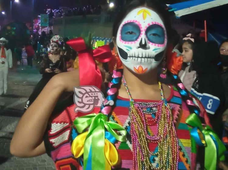 Gran desfile de catrinas en Xalapa (+Video)