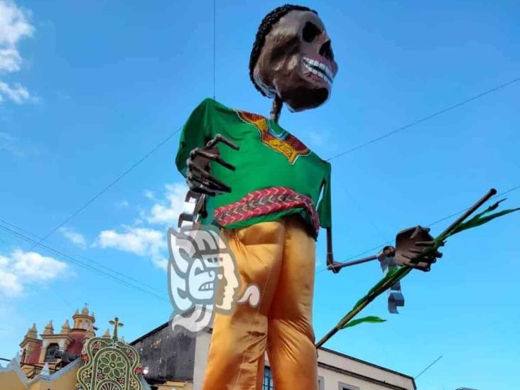 En Xalapa, catrinas rinden homenaje a raíz africana
