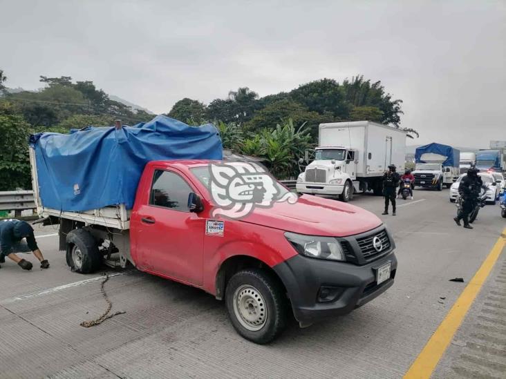 Vuelca camioneta en la autopista Orizaba-Córdoba; hay12 lesionados (+Video)