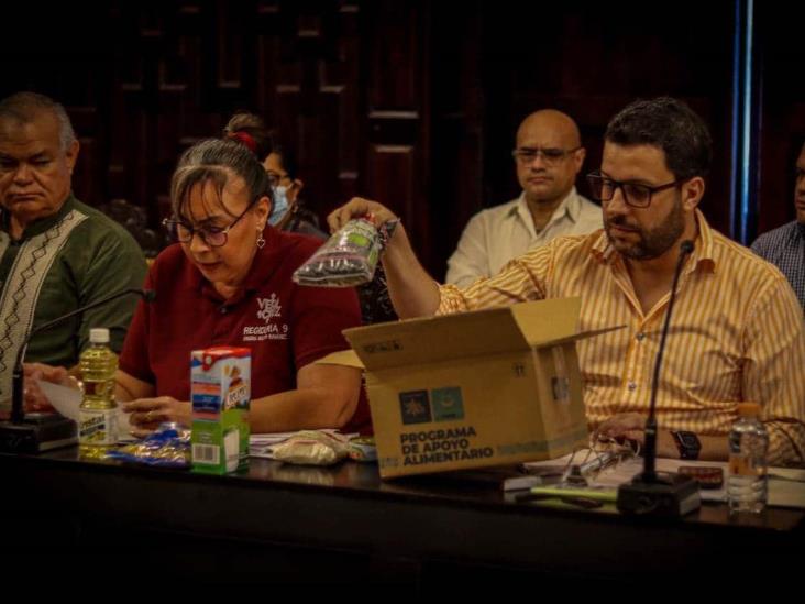 Ayuntamiento de Veracruz ‘infla’ precio de despensas que reparte a colonias(+Video)