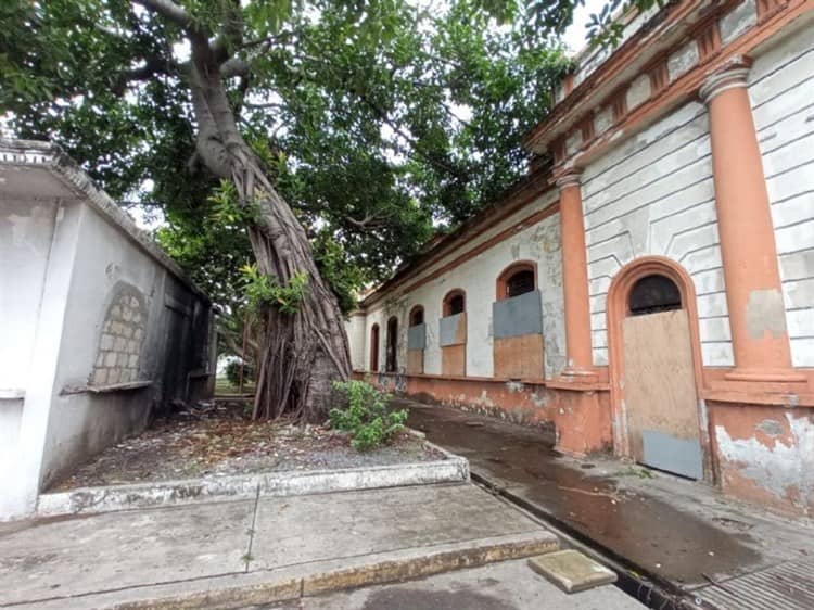 UV creará Facultad de Artes en expenal Allende en Veracruz Puerto