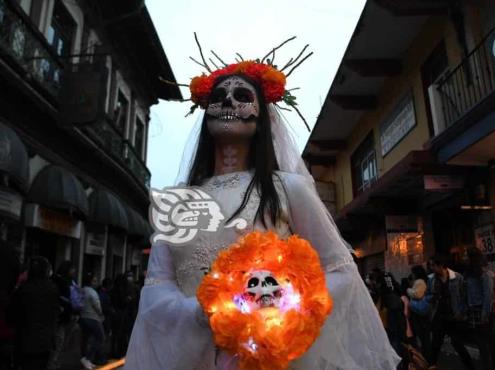 Anuncian recorridos y leyendas en calles de Xalapa por Día de Muertos