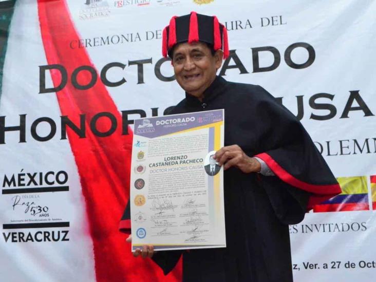 Dan doctorado Honoris Causa al doctor Lorenzo Castañeda Pacheco por su trayectoria