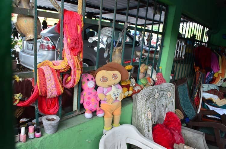 Dicen que en esta casa  en Veracruz los muñecos se mueven (+Video)
