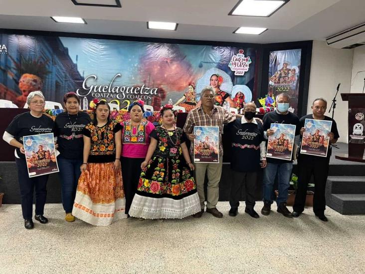 Presentan la Guelaguetza en Coatzacoalcos