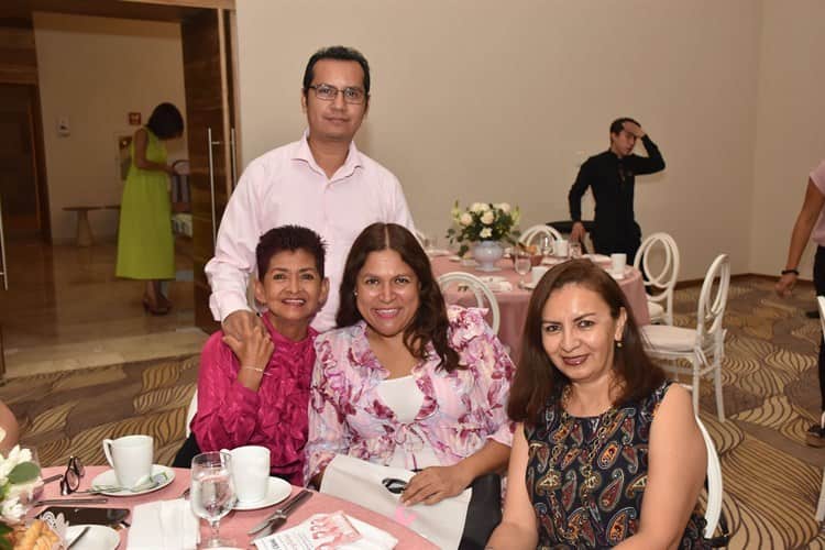 La asociación MUAC y Doña Keto organizan desayuno benéfico