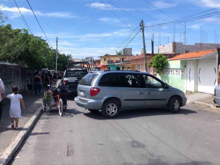 Hombre pierde la vida mientras conducía su triciclo en el puerto de Veracruz (+Video)