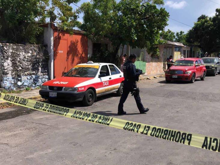 Taxista pierde la vida a bordo de su unidad en calles de Veracruz (+Video)