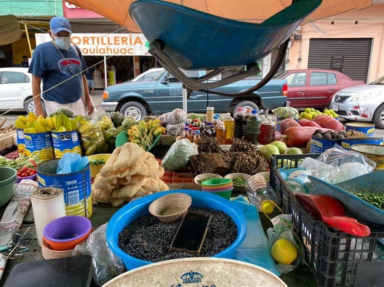 Mercadito de Veracruz adopta a comerciantes de diferentes regiones ¡conócelo!