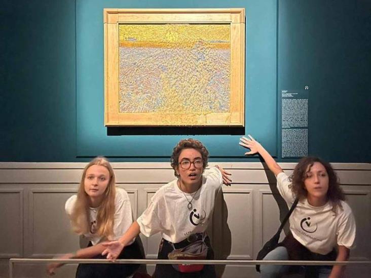 ¡Otra vez! Activistas arrojan sopa a cuadro de Van Gogh, ahora en Roma