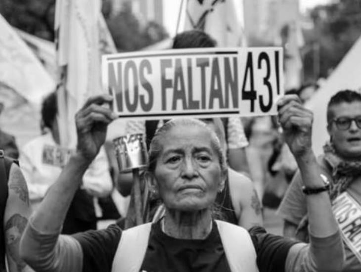 Niegan amparo a experitos de la PGR por el caso Ayotzinapa