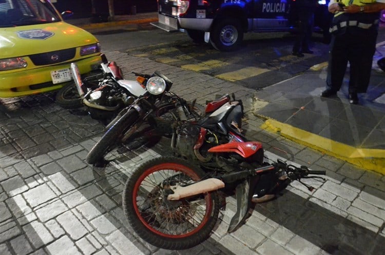 Se accidentan motociclistas en calles del centro histórico de Veracruz(+Video)