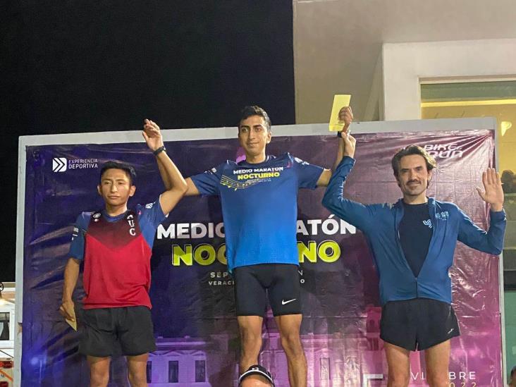 Gana Carlos Gamboa Medio Maratón Nocturno