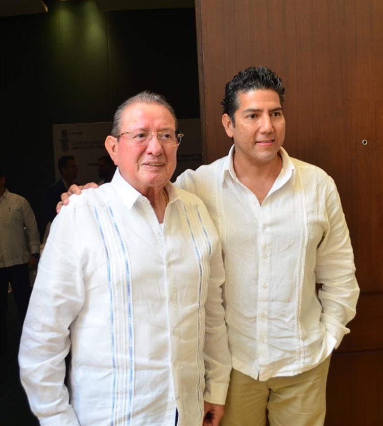 Realizan homenaje a licenciado Manuel Oscar Enciso Villarreal