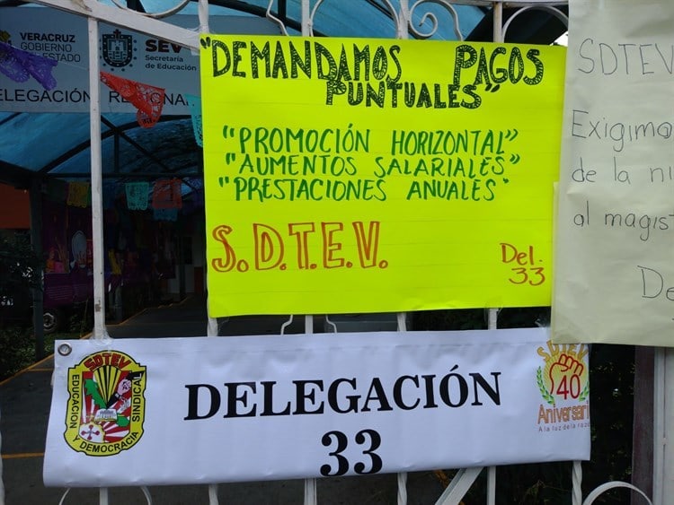 Cuitláhuac pide pagaré a AMLO para dar aumentos a docentes en Veracruz