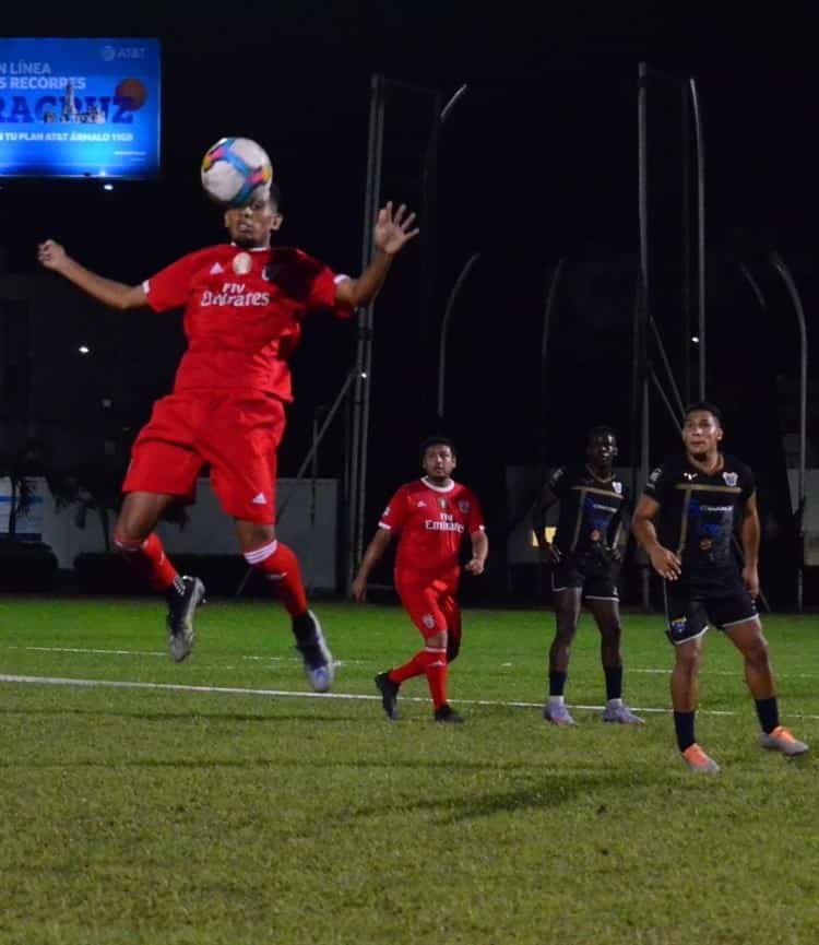 Logra Publibus meterse a la Final del Torneo de Futbol imagen