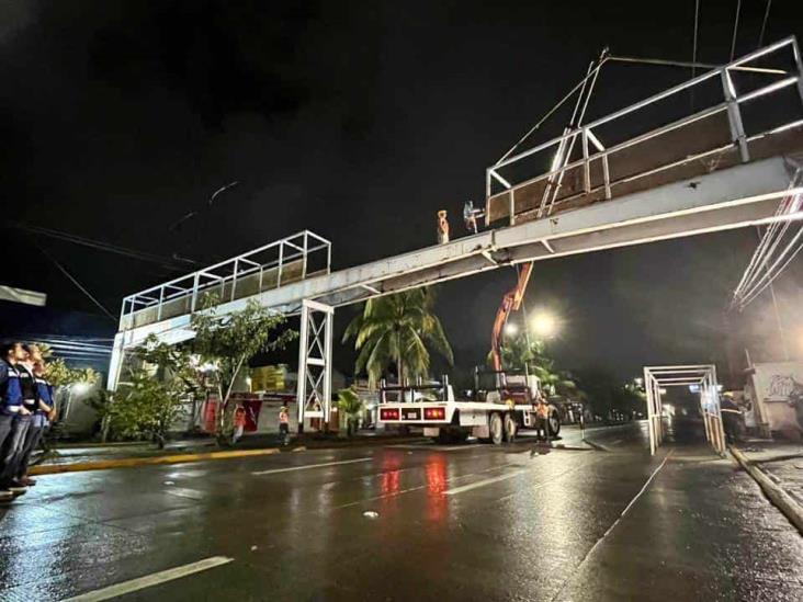 Cierre vial en Ejército Mexicano por colocación de puente
