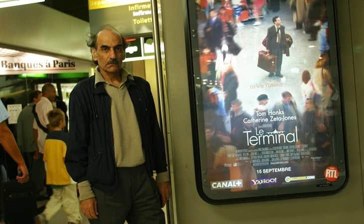 Falleció Mehran Karimi, iraní que inspiró la película ‘La Terminal’