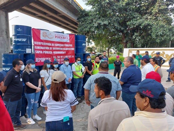 Con donaciones; así resuelven en Poza Rica la falta de basureros