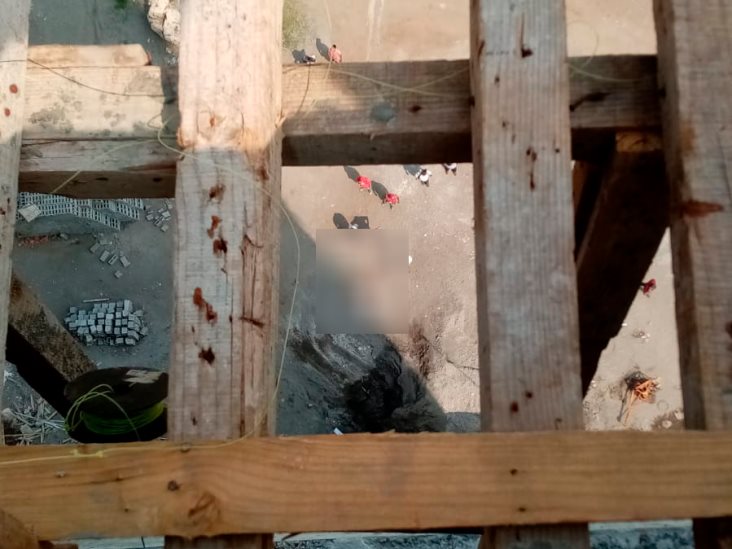 Albañil pierde la vida al caer de un edificio en la Riviera Veracruzana, en Alvarado