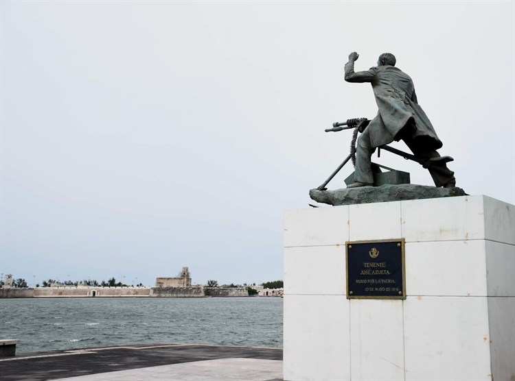 Yacen en el Malecón de Veracruz los héroes de 1914 ¿Lo sabías?