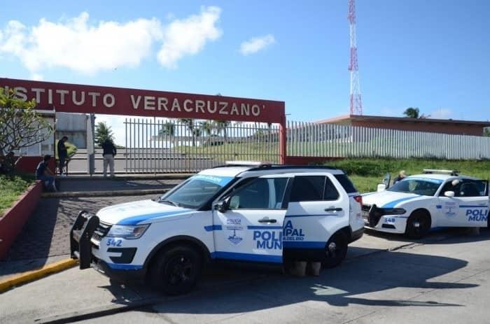 Reportan desaparición de alumna del Ilustre Instituto Veracruzano