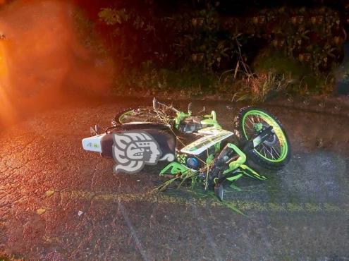 Grave, motociclista que derrapó en Misantla; es de Arroyo Hondo
