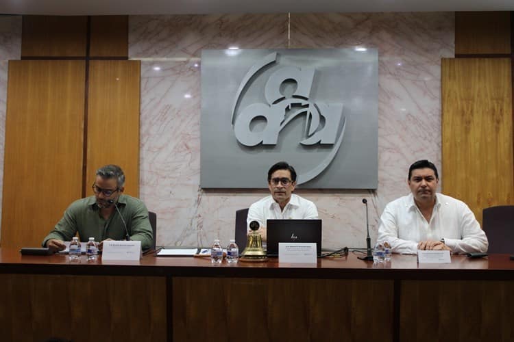 Asociación de Agentes Aduanales elige presidente para 2023