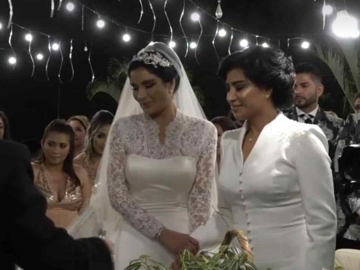 Elizabeth Morales, exalcaldesa de Xalapa, se casó con Zoé Gamboa; transmiten su boda (+Video)