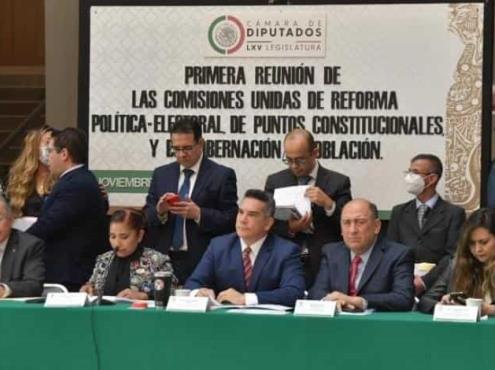 Presentan dictamen de Reforma Electoral en San Lázaro