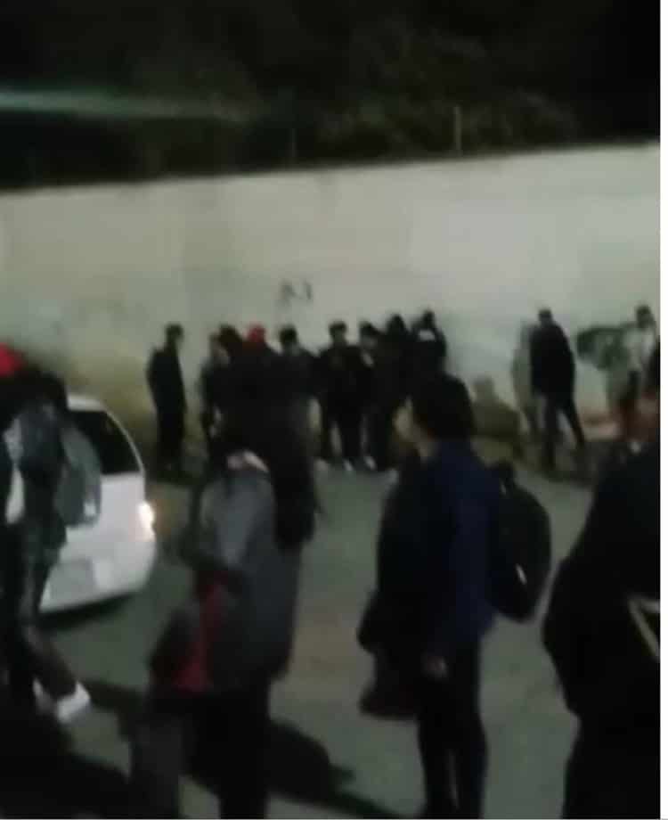 Pandilleros atacan a estudiantes del Teba de Perote; padres piden cambio de turno
