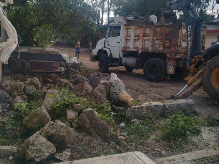 Frenan construcción de Ecotecnias en colonia de Xalapa