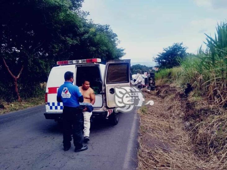 Un herido tras volcadura de revolvedora en la 6 de enero de Xalapa
