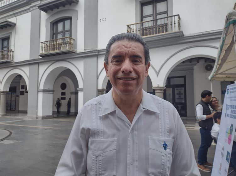 Realiza UV tercera feria de negocios multidisciplinarios en Veracruz