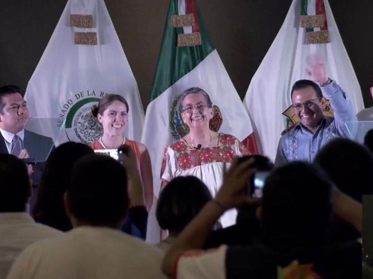 Seguiremos honrando la confianza del pueblo: Gloria Sánchez rinde informe