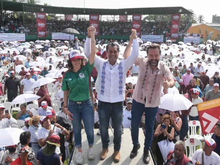 Sergio Gutiérrez Luna toma protesta como Coordinador Estatal del movimiento “Que siga López, estamos Agusto”