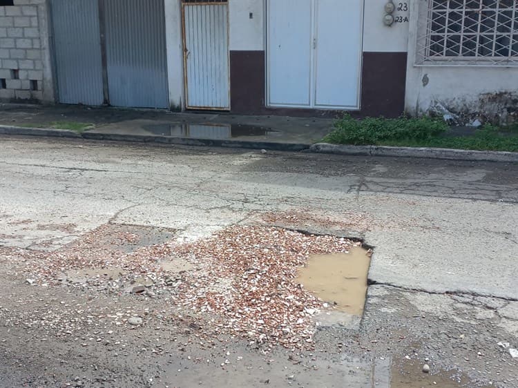 Se multiplican las fugas de aguas negras en colonias de Veracruz