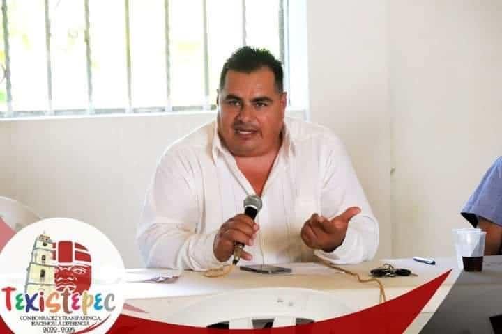 Ayuntamiento exige esclarecer privación de la vida de regidor de Texistepec