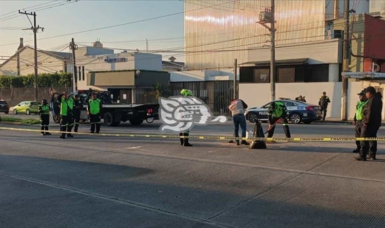 Trailero atropella y mata a agente de Tránsito Municipal en Córdoba