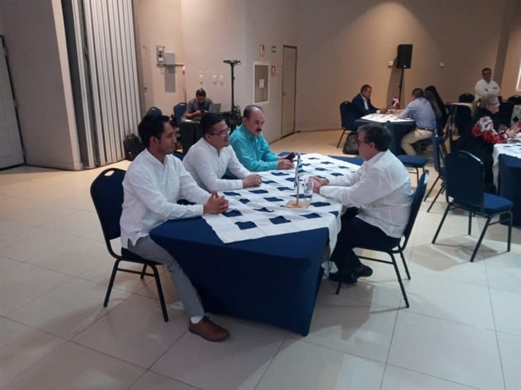 Realizan Cumbre Diplomática de Negocios 2022 en Veracruz