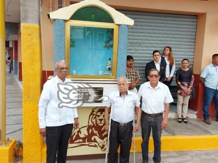 En Misantla, develan placa en honor a fundadores del sitio Hotel León
