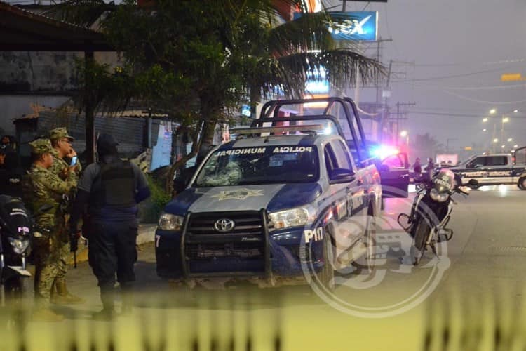 Fuerte movilización policiaca por balacera en Veracruz; una menor herida (+Video)